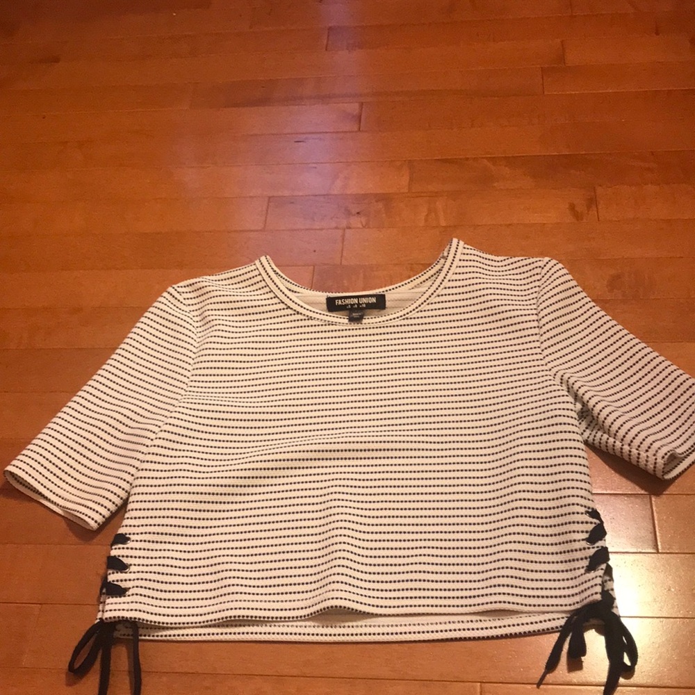 Slightly cropped tee